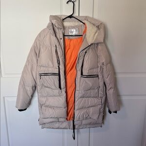 Warm Beige Puffer Jacket with Orange Lining